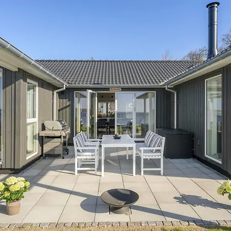 Lander - 20m From The Sea By Interhome Haderslev